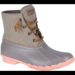 MAKE AN OFFER! Sperry Saltwater Duck Boots